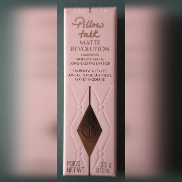 Charlotte Tilbury - Matte Revolution Hydrating Lipstick - Pillow Talk - Picture 2 of 14